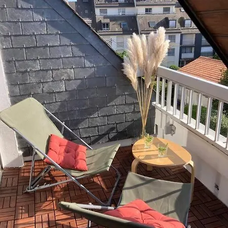 T2 Super Cosy A La Cime Des Pins Proche Av De Gaulle Place De Parking Et Wifi Apartment