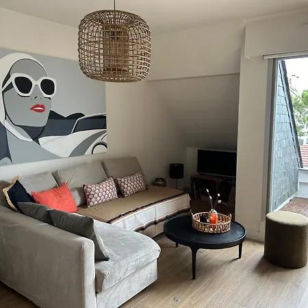 Apartment T2 Super Cosy A La Cime Des Pins Proche Av De Gaulle Place De Parking Et Wifi *