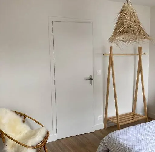 T2 Super Cosy à La Cîme Des Pins Proche Av De Gaulle Avec Place De Parking *