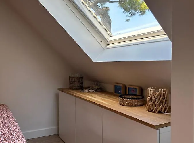 T2 Super Cosy à La Cîme Des Pins Proche Av De Gaulle Avec Place De Parking